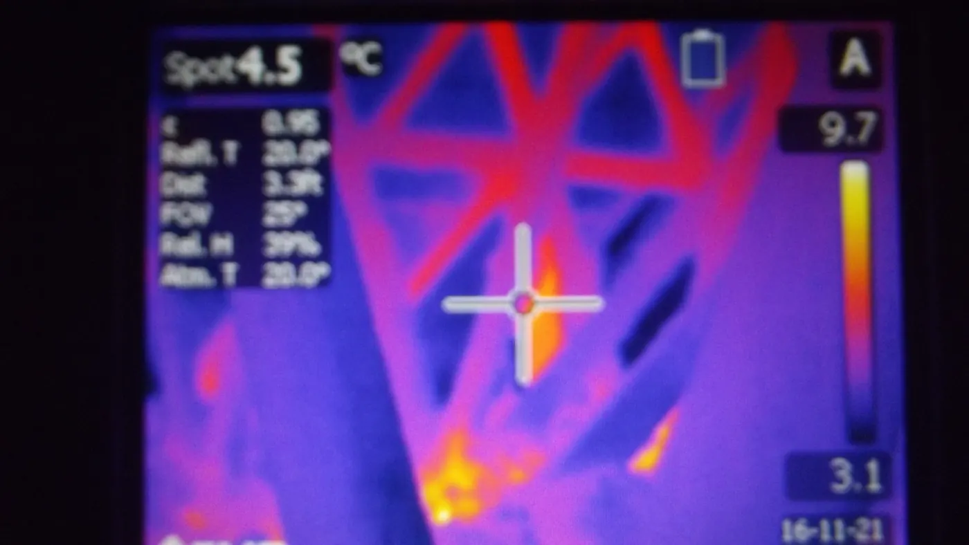 Infrared camera thermal imaging sample
