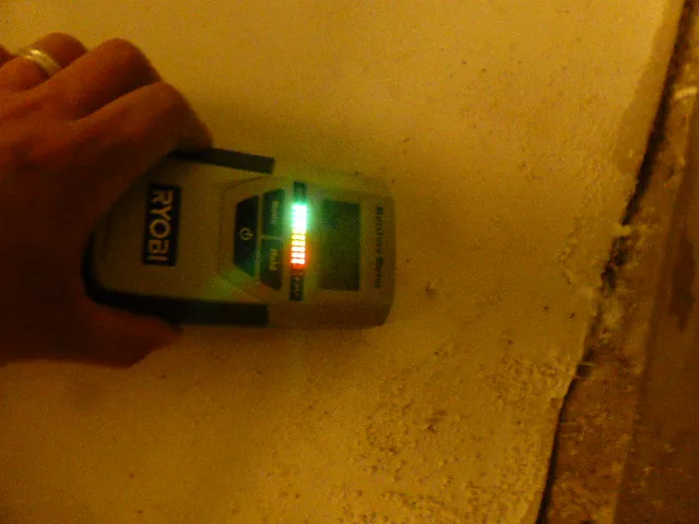 Moisture meter reading